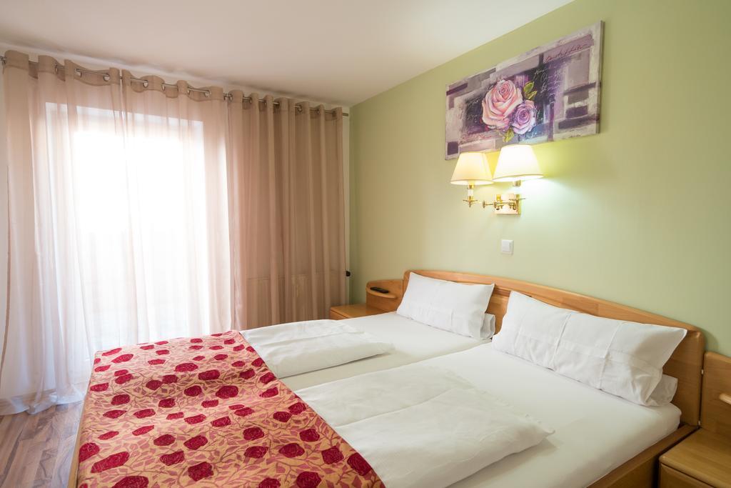 Wellnesshotel & Restaurant Hexenschopf Löffingen Εξωτερικό φωτογραφία